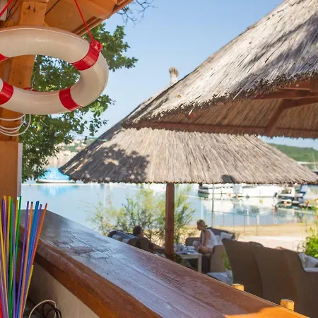 Fisherman's Glamping Village