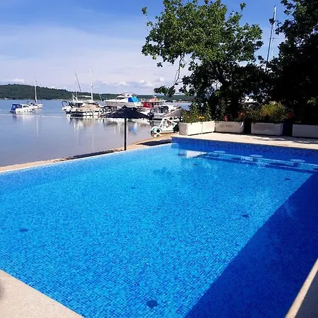 Fisherman's Glamping Village Klimno