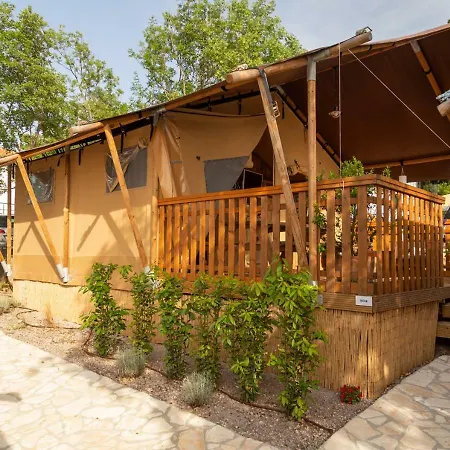 Luxury tent Fisherman's Glamping Village 4*
