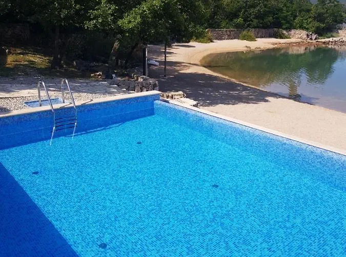 Lüks kamp alanı Fisherman's Glamping Village 4*