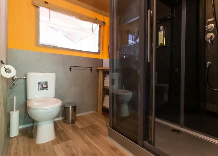 Fisherman's Glamping Village 4* Klimno
