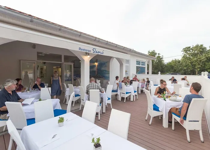 Fisherman's Glamping Village Lüks kamp alanı 4*