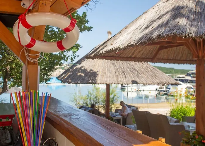 Fisherman's Glamping Village