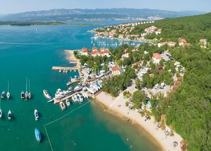 Fisherman's Glamping Village