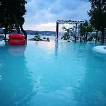 Fisherman's Glamping Village Cort de lux 4*