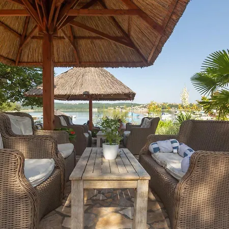 Fisherman's Glamping Village Klimno