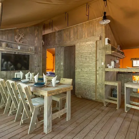 Fisherman's Glamping Village 4* Klimno